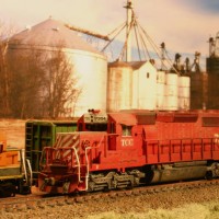 Turtle Creek Central SD40-2 with photo backdrop